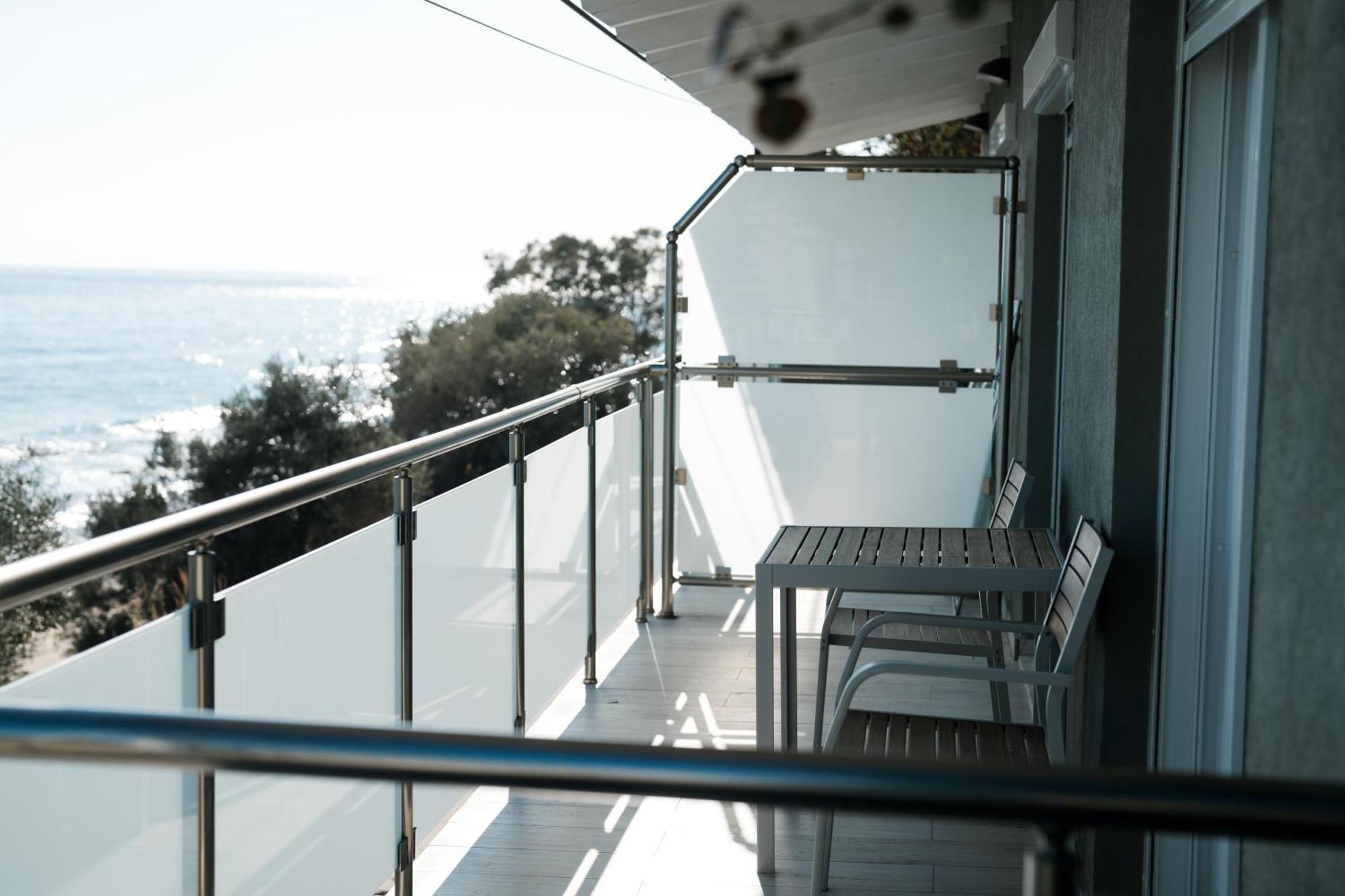 Aegean View Villa Loutra Elevtheron المظهر الخارجي الصورة