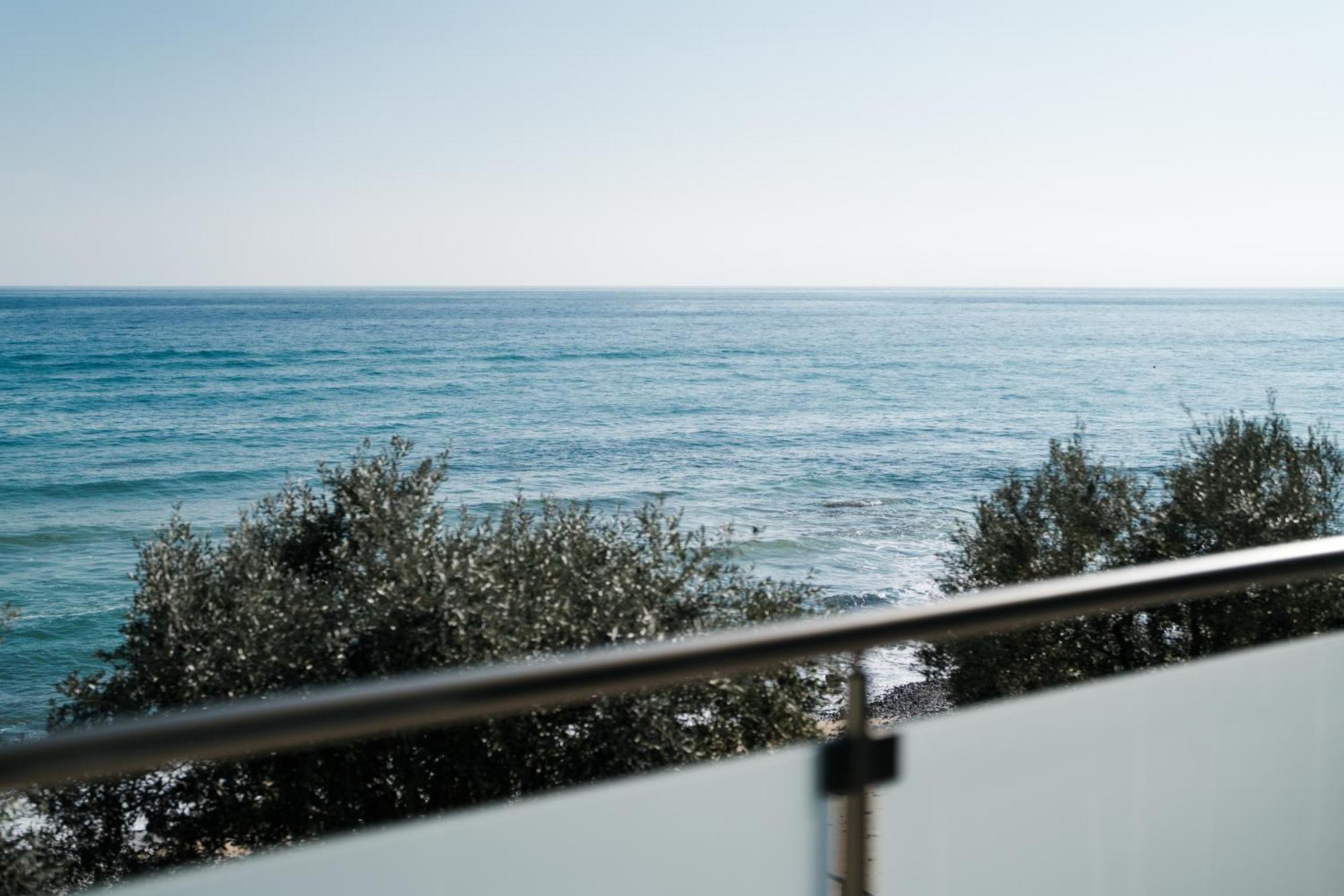 Aegean View Villa Loutra Elevtheron المظهر الخارجي الصورة