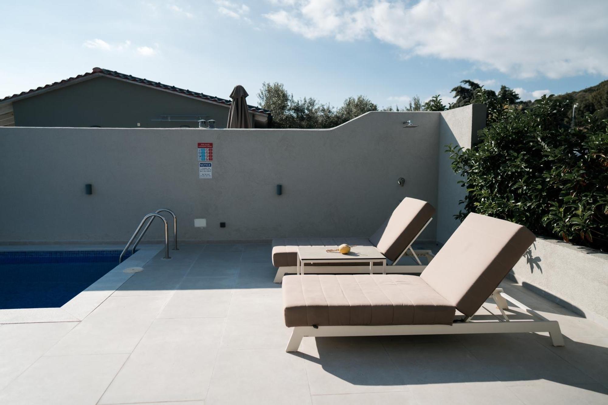Aegean View Villa Loutra Elevtheron المظهر الخارجي الصورة